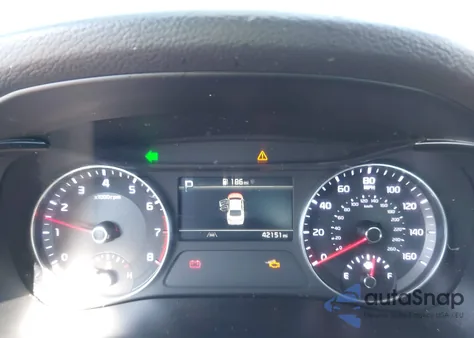 2024 Kia Forte Lxs z USA, uszkodzony, nr VIN 3KPF24AD5RE795628